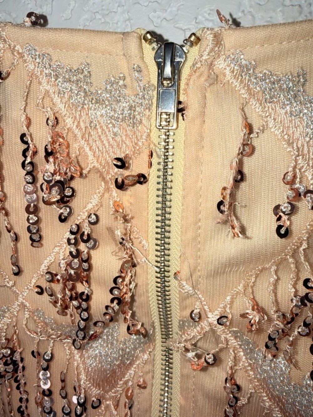 Pretty Little Thing Sequin Jumpsuit Champagne Mesh V-Neck Size 6 New Years M - Picture 4 of 14